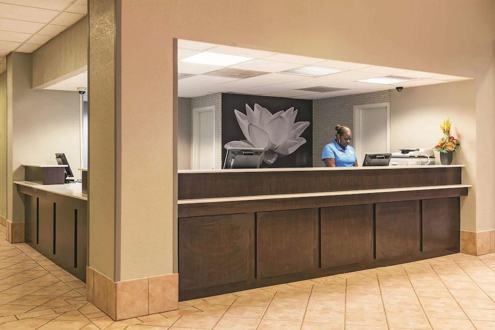 Готель La Quinta By Wyndham New Orleans Airport Кеннер Екстер'єр фото